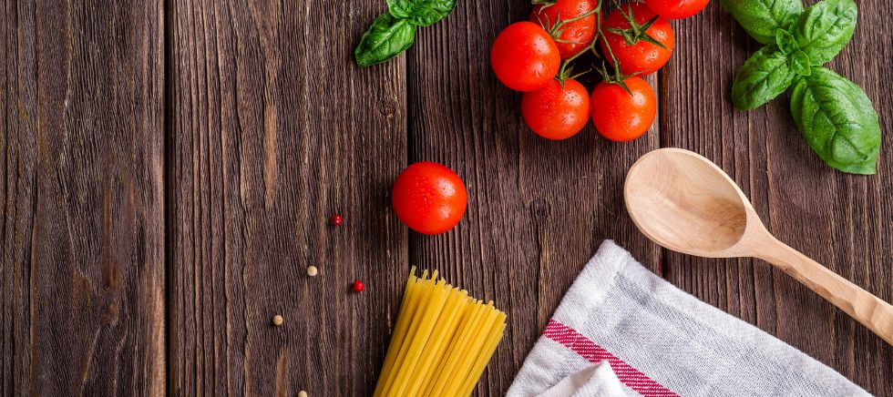 PreparaciÃ³n de alimentos saludables para las 4 recetas sencillas para novatos y cocinillas de Distribuciones Ballester