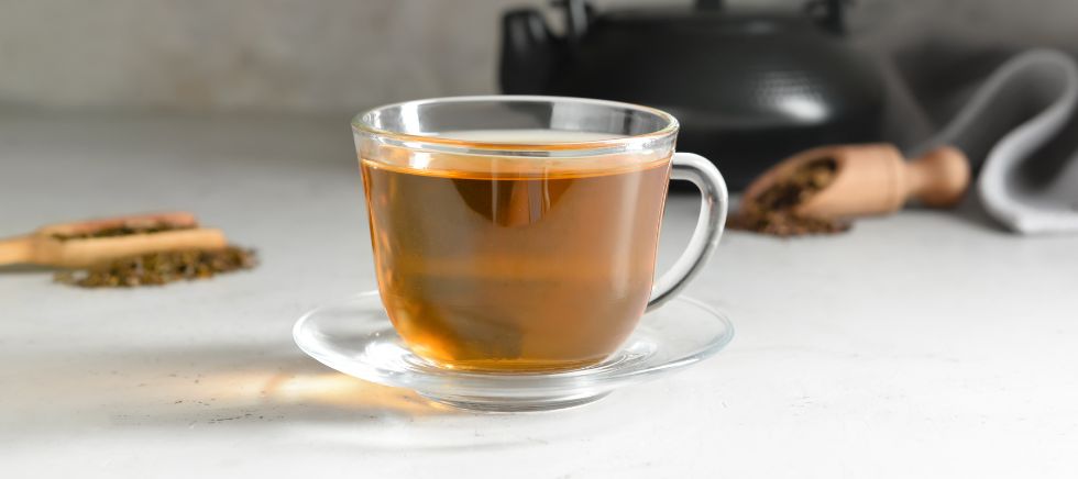 Taza de cristal de té bancha ecológico.